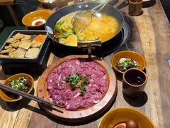 -贵厨酸汤牛肉(花果园国际中心店)