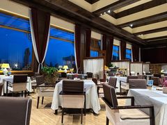 -敦煌山庄摘星阁