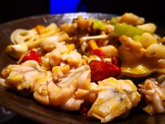 泥炉碳锅牛蛙-西街夜油条·麻团包乌饭
