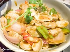 -大头虾越式风味餐厅(光明广场店)