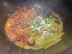 -万里闯关东铁锅炖菜馆(高新旗舰店)