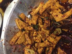 -嘎嘎鸭下巴·爆辣干锅(明教寺店)