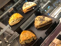 -星巴克(古美路店)