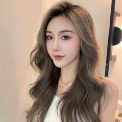 -丝语萱形象