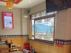 -阿婆情腊排骨火锅(金虹路店)