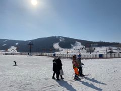 -中旅松花湖滑雪场