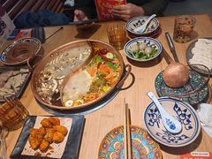 -洱火云南酸菜牛肉火锅(石景山当代商城店)
