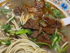-金杨拉面王小吃面馆·牛三宝面·红烧牛肉粉