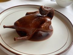王府脆皮乳鸽-粤菜王府·海鲜·茶市·海景餐厅(大梅沙店)