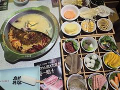-麻辣英雄重庆火锅(二城广场店)