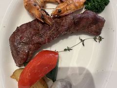 -马克西姆俄罗斯餐厅(通亚街店)