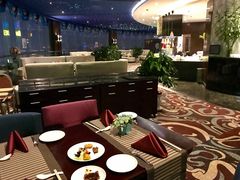 -粤海酒店-旋转餐厅