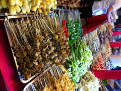 -好吃街美食城(八一广场店)