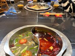 -重庆风光老灶火锅城(同德广场店)