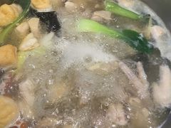 -一席地·本地鸡窝·杭帮鸡火锅(萧山银隆百货店)