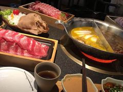 -湊湊火锅·茶憩(新中关购物中心店)