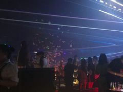 -SPACE(欢乐颂购物中心店)