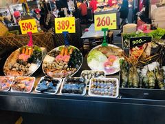 -席娜卡琳火车铁道夜市