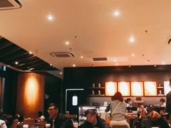 大堂-星巴克臻选(莘庄仲盛店)