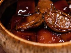 鲍鱼红烧肉-杭州西子湖四季酒店·金沙厅
