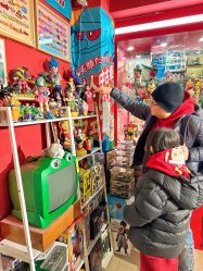 -16TOYS中古玩具铺(崇文门店)