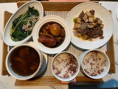 -臻儿屿月子会所(茶山店)