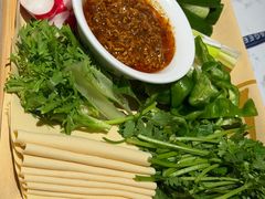 -关东小磨东北菜(漕河泾印象城店)