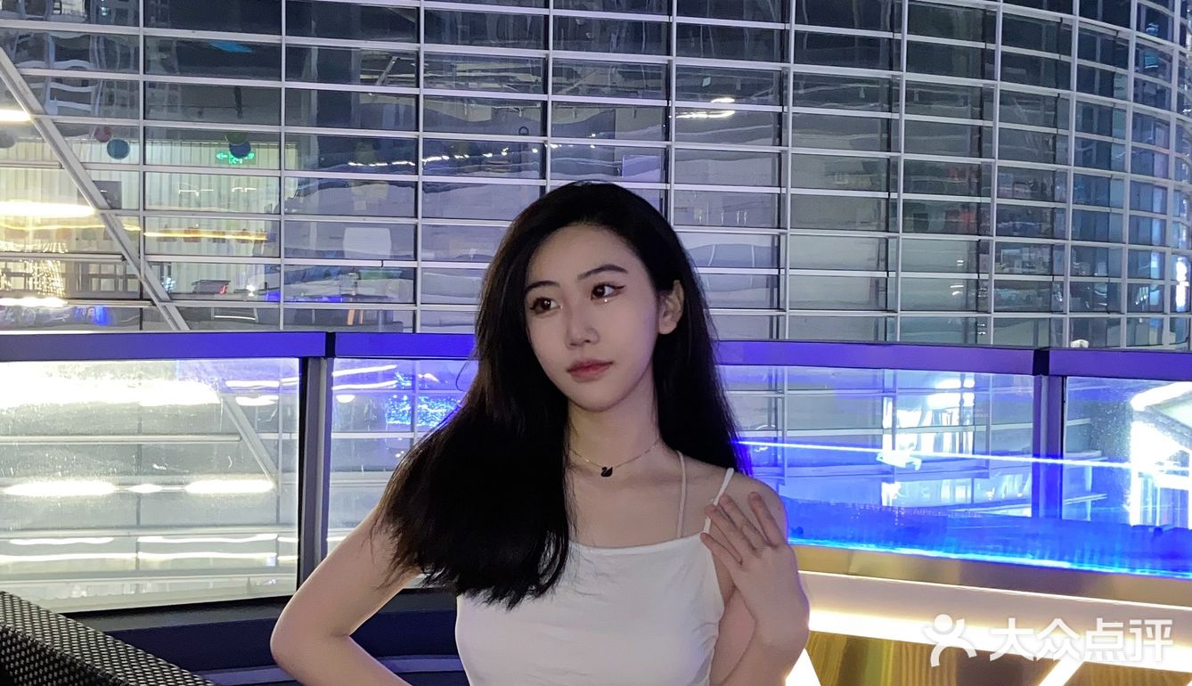 深圳探店｜氛围感拉满🥂龙岗区Azure Blue餐吧