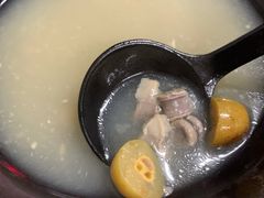 咸橄榄粉肠汤-汕尾小吃铜盘推(埔尾篮球场店)