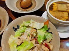 蔬菜双拼浇头-红猪卤肉饭(大西洋美食城店)