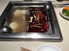 鸳鸯锅底-海底捞火锅(杭州庆春路夜宵主题店)
