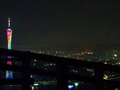 -广州柏悦酒店·悦吧·顶楼露天酒吧