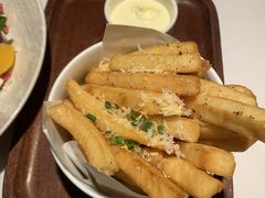 -阿妮叶李(光谷世界城店)