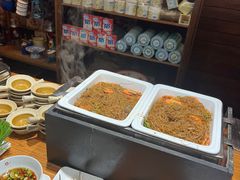 -彩虹云霄酒店75层国际自助餐