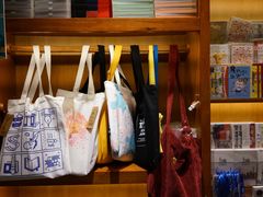 -西西弗书店&矢量咖啡(凯德晶萃广场店)