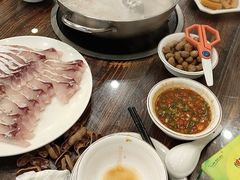 -正能量脆肉鲩火锅