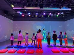 -小鸡哆哆故事屋·儿童乐园(嘉里城店)