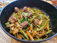 精选肋排焖面-金豆角砂锅焖面(安贞店)