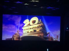 -天幕新彩云国际影城(激光巨幕店)