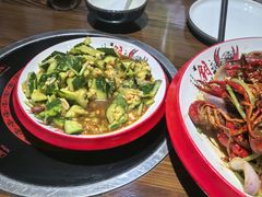 -乡土黄·鲜牛肉火锅·小龙虾(兴业街店)