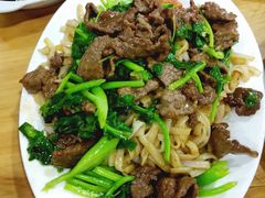 湿炒牛肉粿条-长平肥姐白粥·海鲜打冷