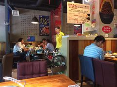 大堂-三个渔夫·蒸汽海鲜(小白楼店)
