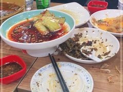 -张太婆老妈蹄花川菜馆·中华餐饮老字号(望平街店)