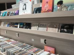 -浣熊唱片店(上海影城店)