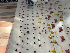 -山之巅攀岩馆(太古城店)