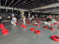 -Z&B Fitness Studio·Gym(前滩L+PLAZA店)