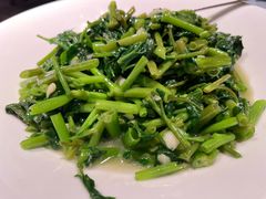 清炒空心菜-坛宗剁椒鱼头(河西王府井店)