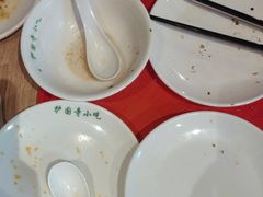 -护国寺小吃店(红莲南路店)