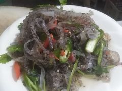 泡椒鱼皮-冯记白土岗辣子鸡