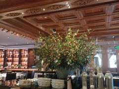 -八府香鸭·啫啫煲(华山路店)